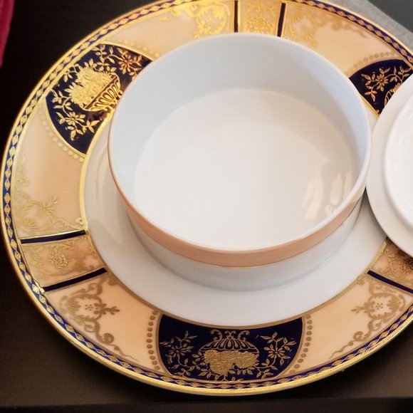 Noritake Dish with Lid and Underplate***BEAUTIFUL** - Picture 7 of 9